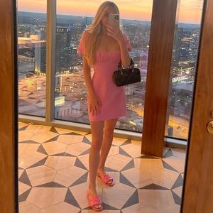 Beautiful Zara pink dress puff sleeve